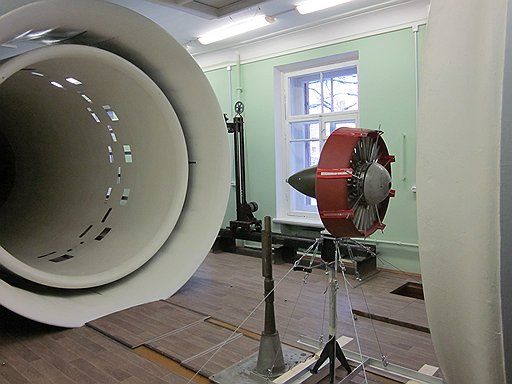 Прототип турбинного ветрогенератора проходит испытания в аэродинамической трубе